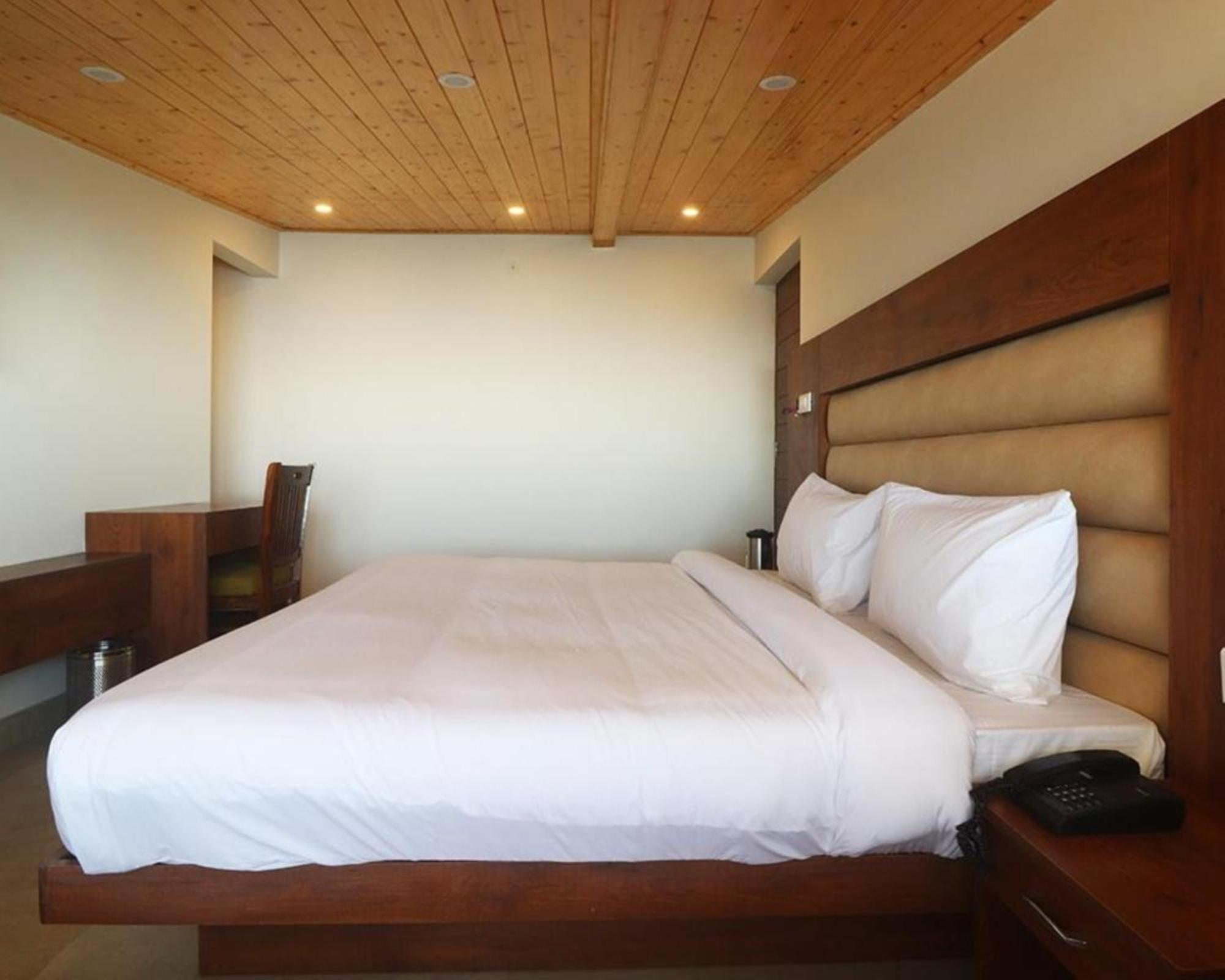 Hotel Mussoorie Heights Dehradún Kültér fotó